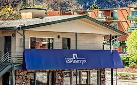 Boulder University Inn